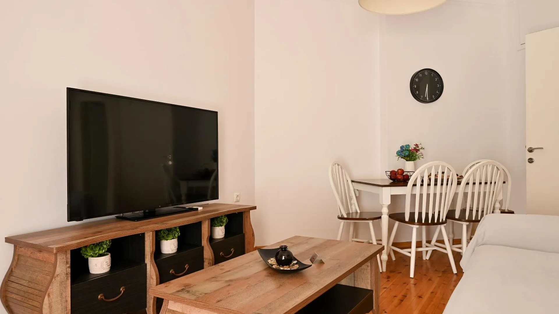 Thessaloniki Center Apartment On The Sunset 그리스