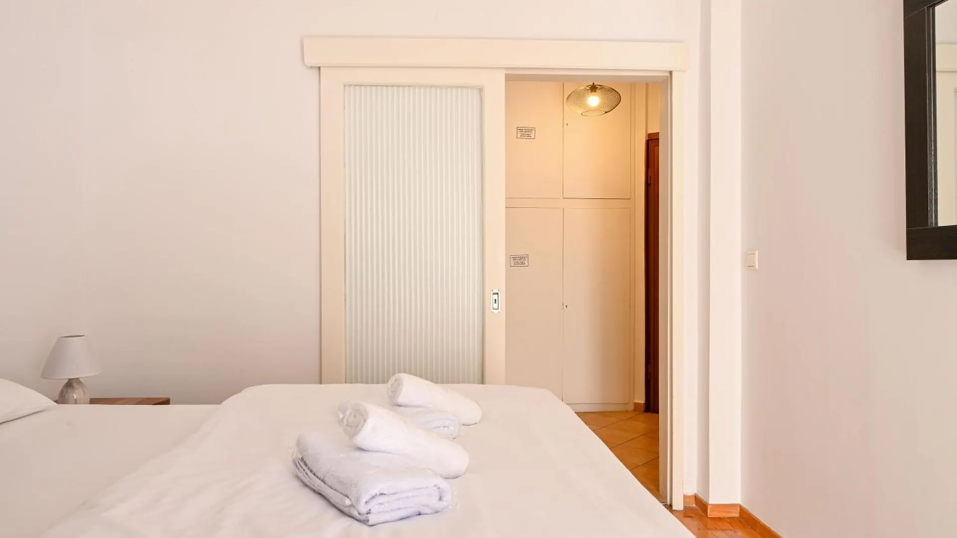 Thessaloniki Center Apartment On The Sunset 그리스